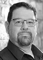 Colin Dahms's headshot